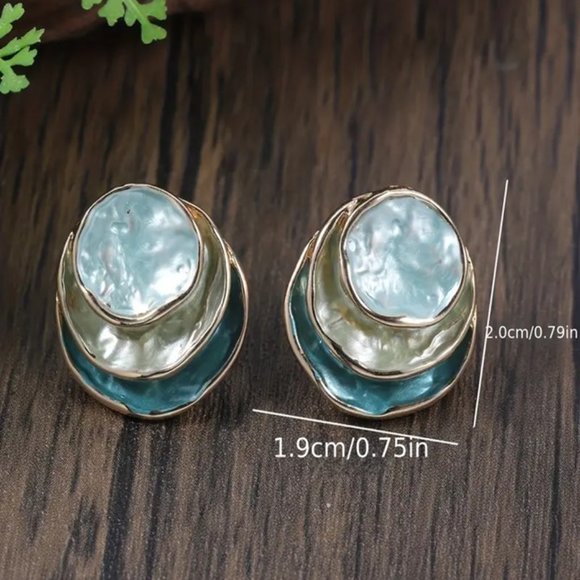 🔥 Clearance 🔥 Rose Red Bohemian Layered Stud Earrings - Picture 2 of 2